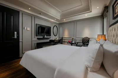 带窗户豪华双人间 — Scent Premium Hotel and Sky Bar